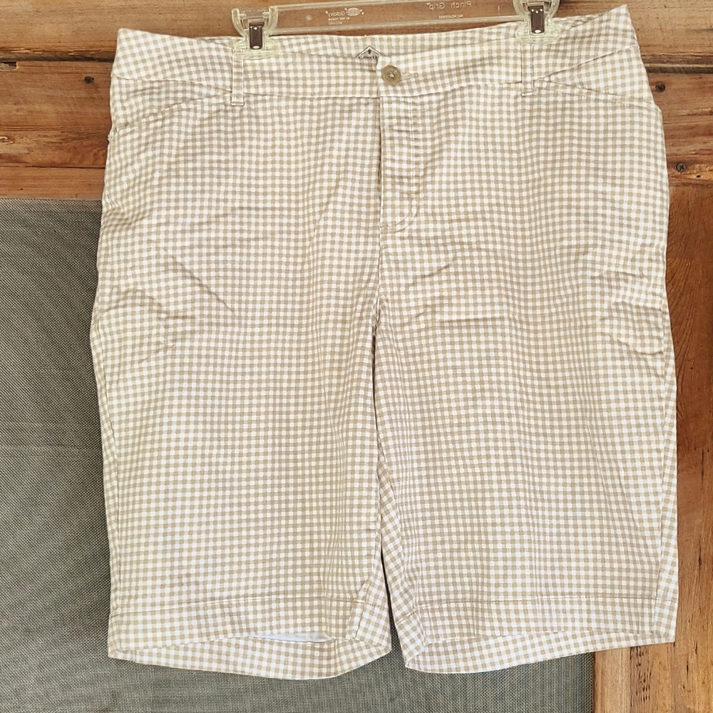 Women's St. John's Bay Bermuda Shorts Size 18W